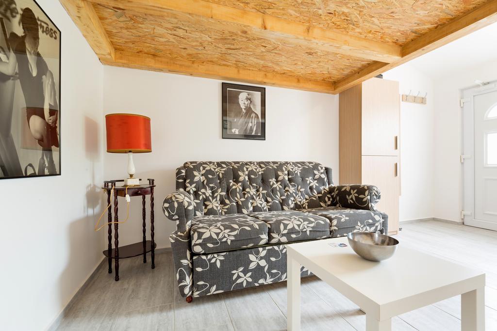 Dolce Vita Luxury Suites Belgrado Esterno foto