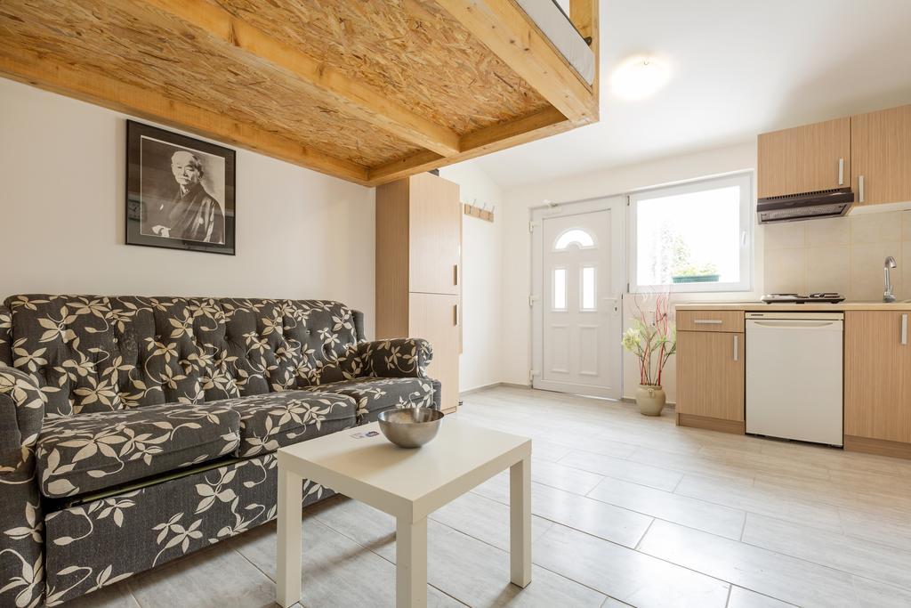 Dolce Vita Luxury Suites Belgrado Esterno foto