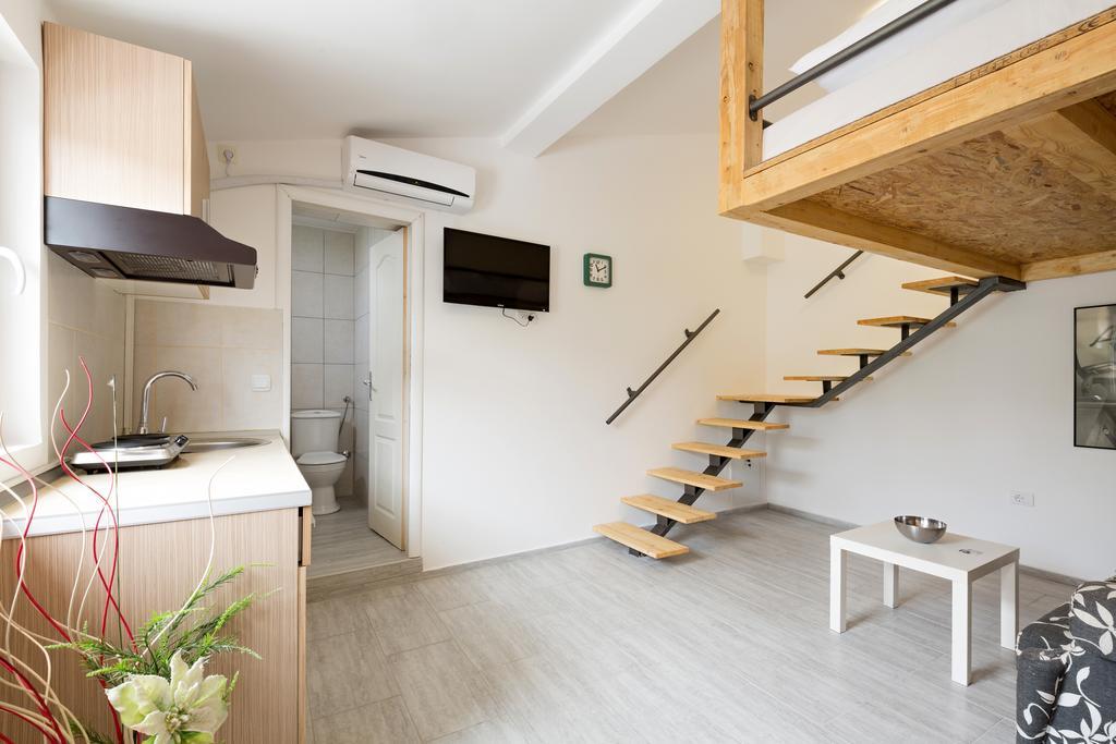Dolce Vita Luxury Suites Belgrado Esterno foto