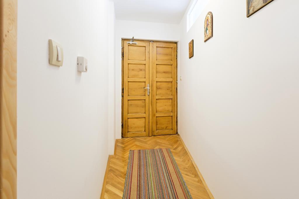 Dolce Vita Luxury Suites Belgrado Esterno foto