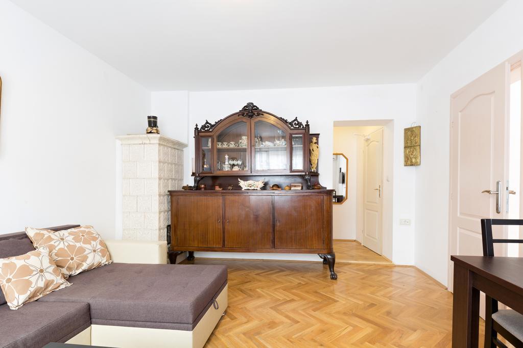 Dolce Vita Luxury Suites Belgrado Esterno foto