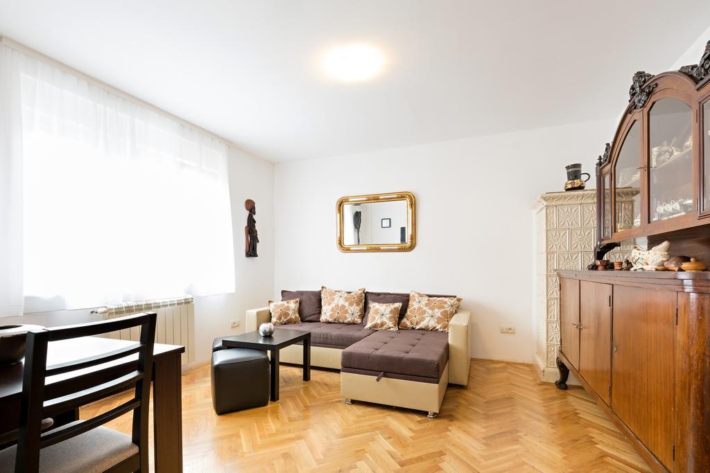 Dolce Vita Luxury Suites Belgrado Esterno foto