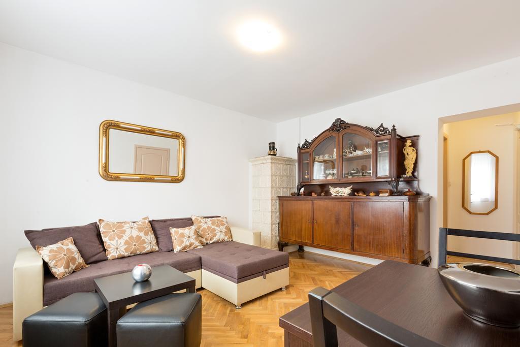 Dolce Vita Luxury Suites Belgrado Esterno foto