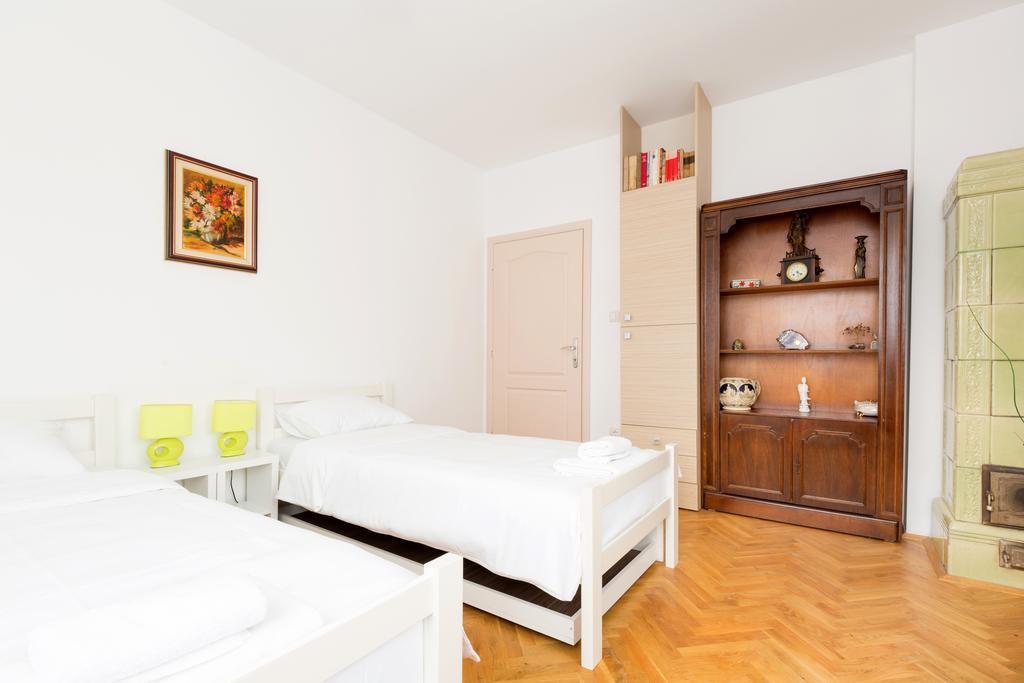 Dolce Vita Luxury Suites Belgrado Esterno foto