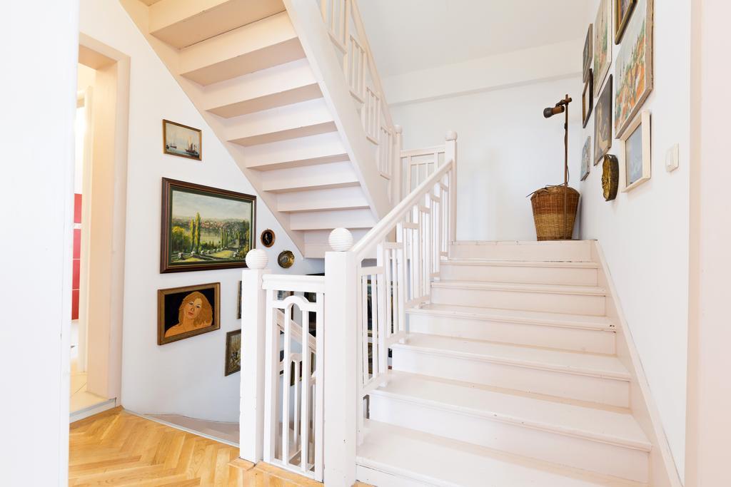 Dolce Vita Luxury Suites Belgrado Esterno foto